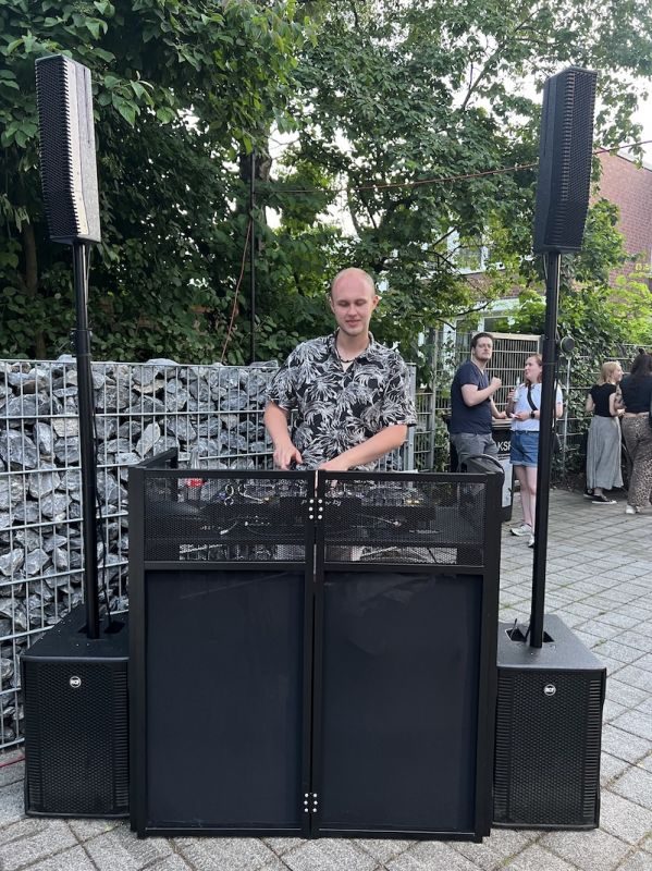 Foto zum Beitrag „Sommerfest auf dem Schulhof“