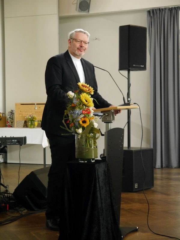 Foto zum Beitrag „ZEITSPIELSPIELZEIT – Verabschiedung von Gregor Rüter in den Ruhestand“