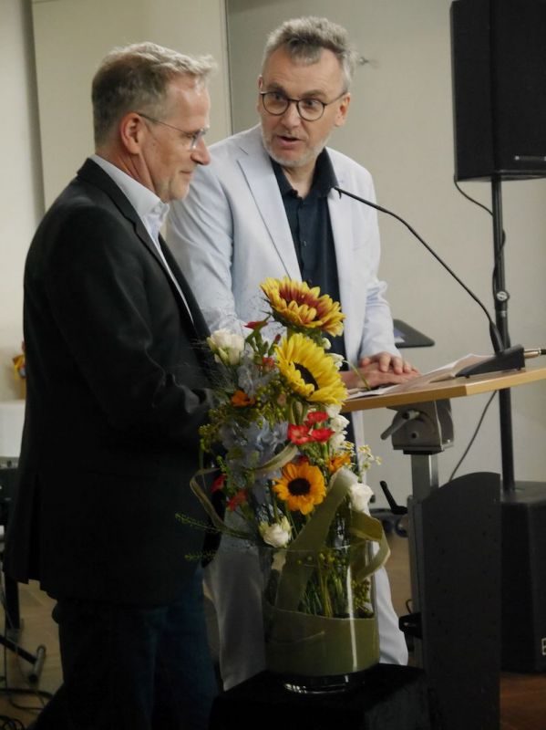 Foto zum Beitrag „ZEITSPIELSPIELZEIT – Verabschiedung von Gregor Rüter in den Ruhestand“