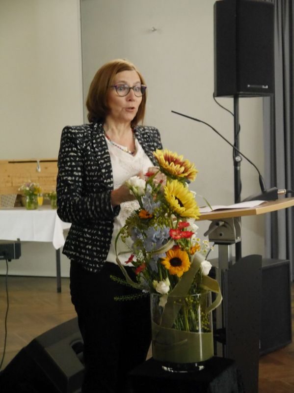 Foto zum Beitrag „ZEITSPIELSPIELZEIT – Verabschiedung von Gregor Rüter in den Ruhestand“